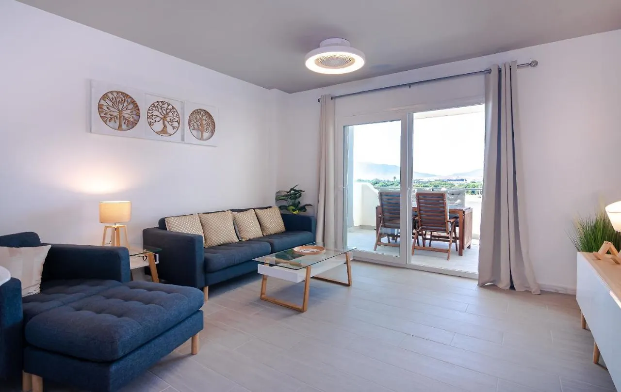 Apt W Beach/Mountain Views, Pool And Parking Tarifa 0*,  Spain