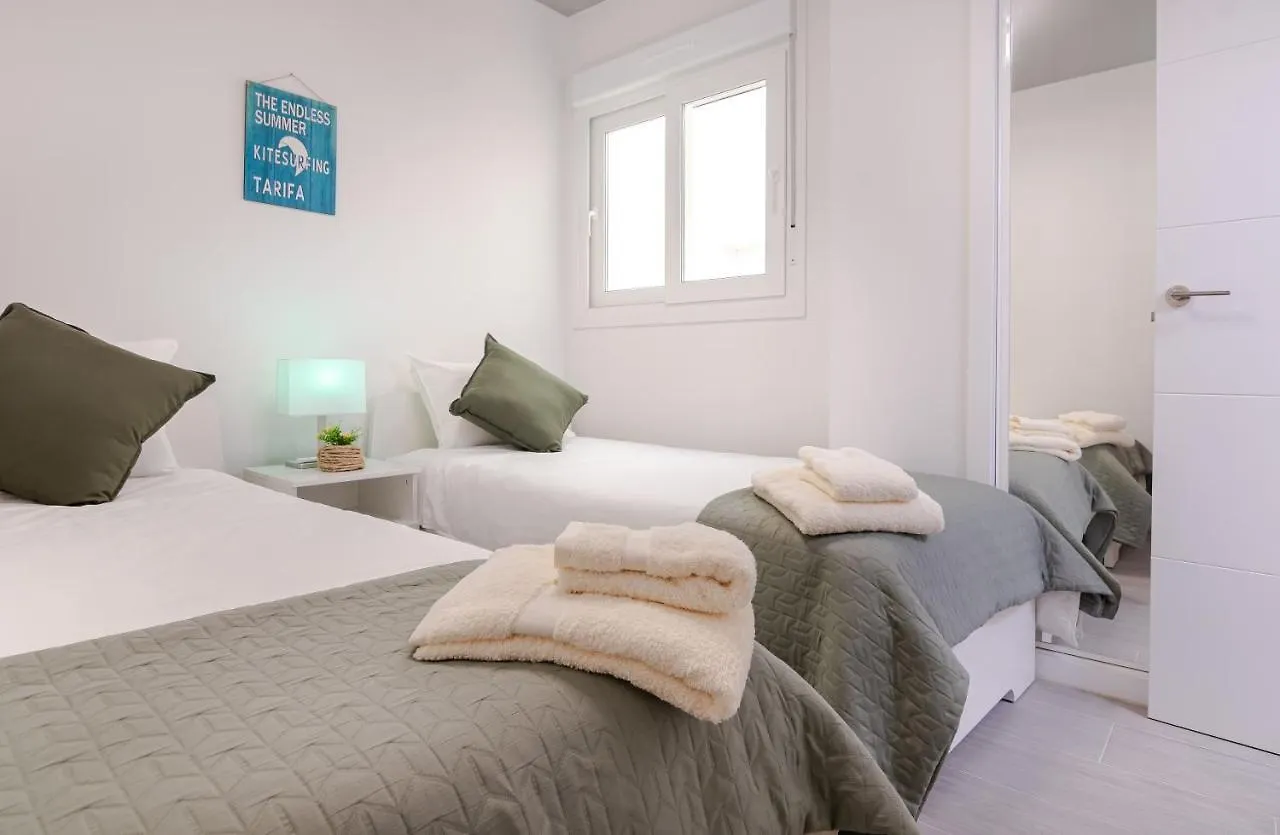 Apartment Apt W Beach/Mountain Views, Pool And Parking Tarifa